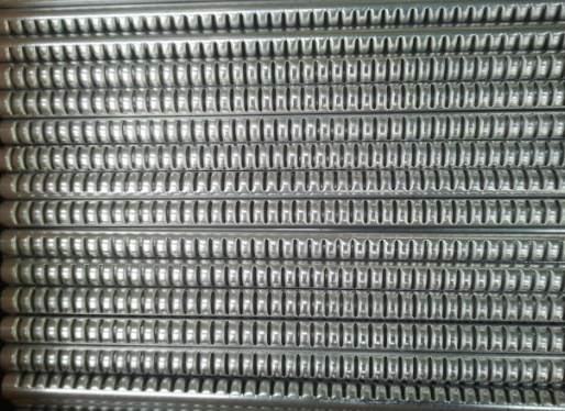 如何选择集流管冲压组件？