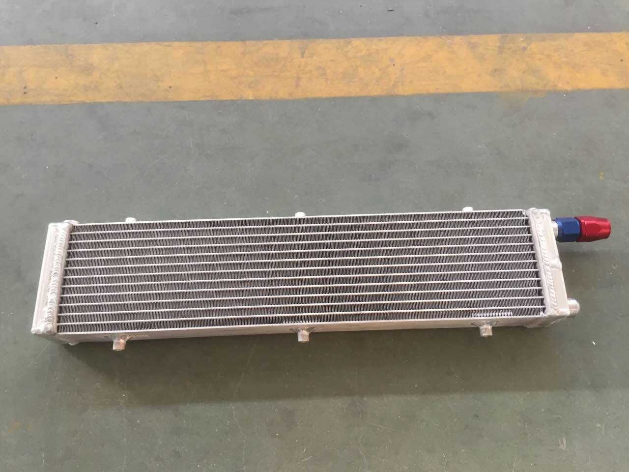 汽车油冷器